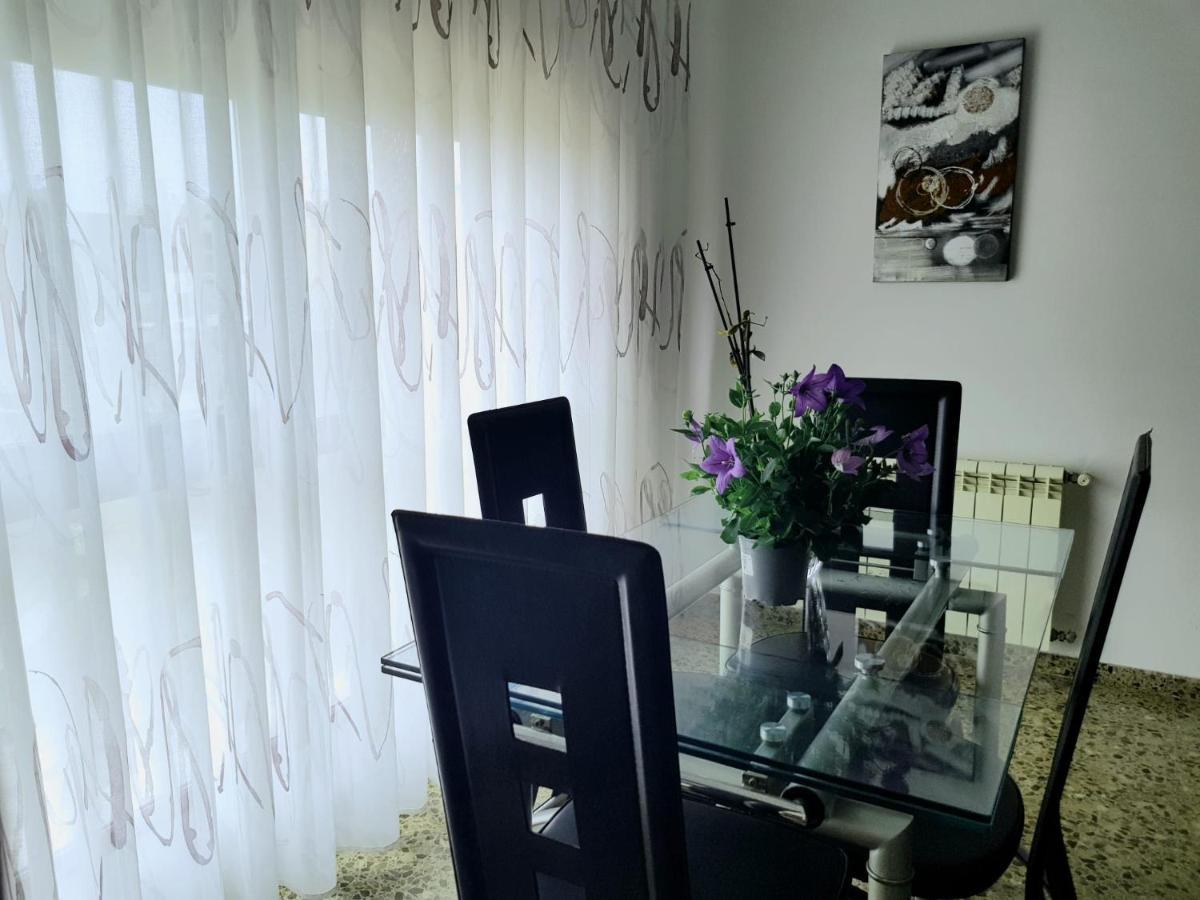 Piso Amplio De 3 Habitaciones, 2 Banos, Ascensor Y Parking Burriana Kültér fotó