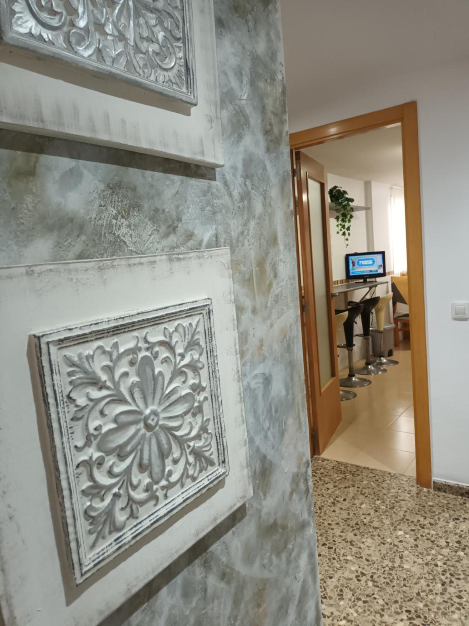 Piso Amplio De 3 Habitaciones, 2 Banos, Ascensor Y Parking Burriana Kültér fotó